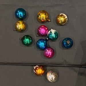 Série de 12 boules de Noël 4 cm – Image 3