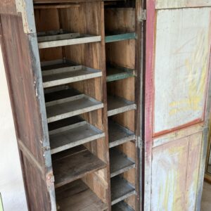 Armoire à légumes patinée – Image 3