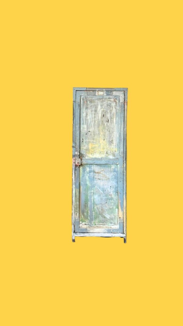 Armoire à légumes patinée