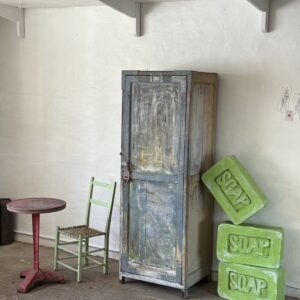 Armoire à légumes patinée – Image 14