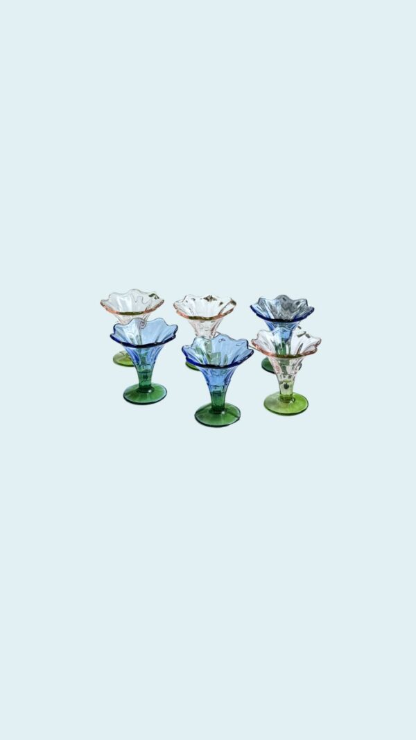 Série de six coupes à glaces