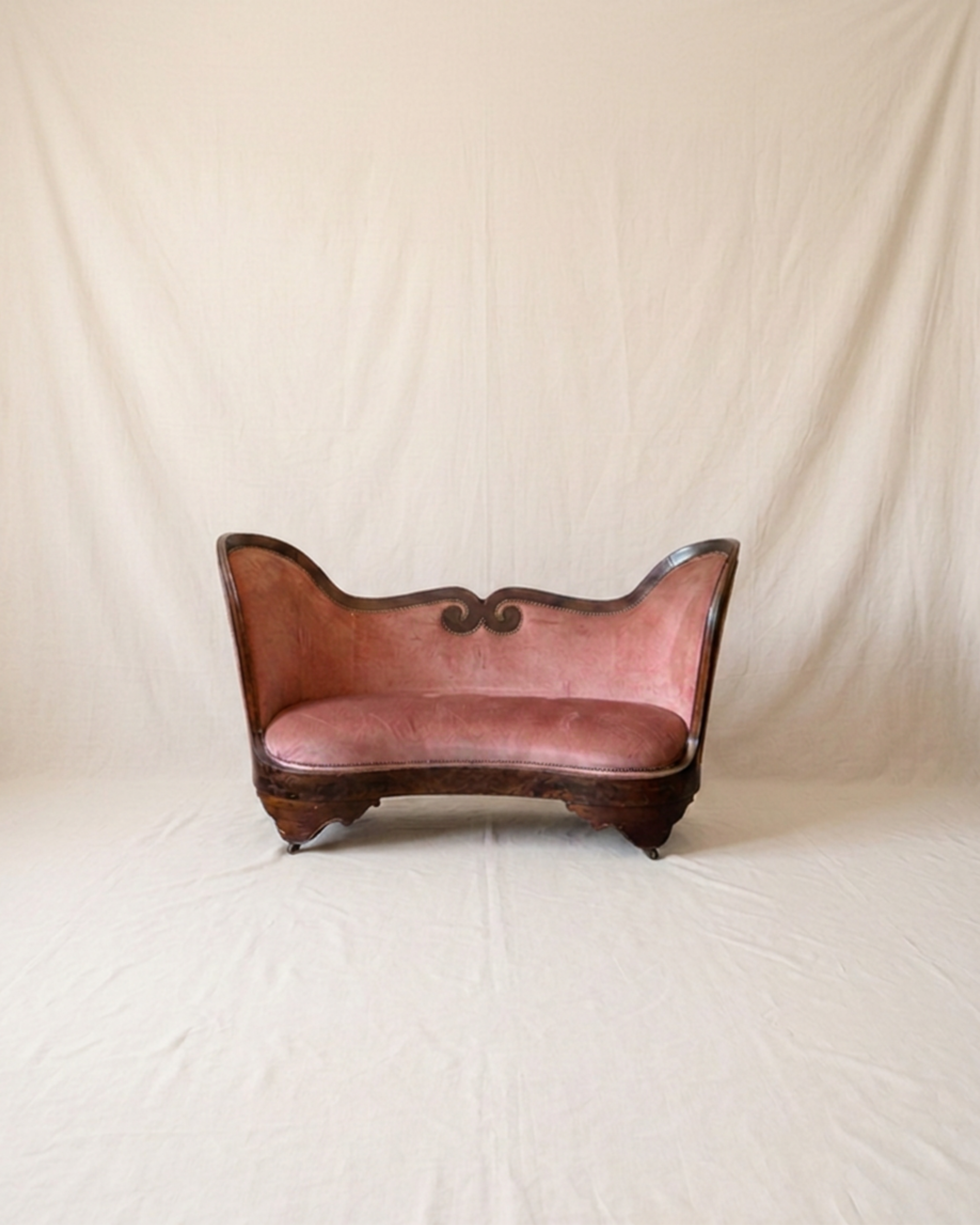 Banquette baroque en velours